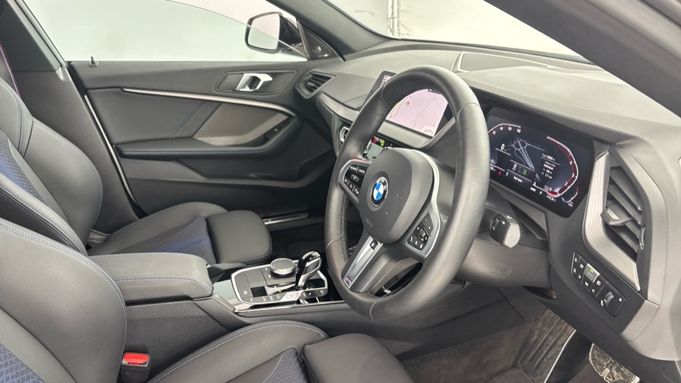BMW 2 Series M Sport White #6