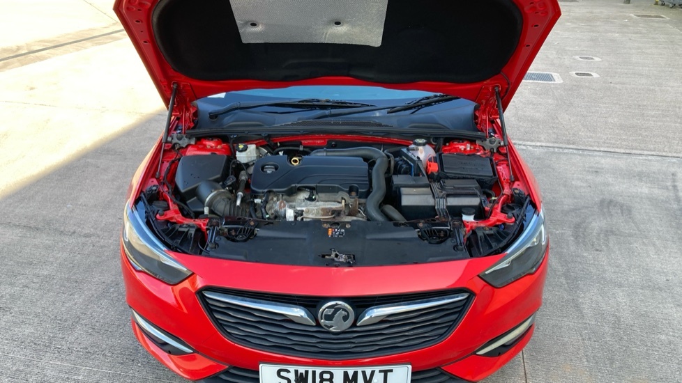 Vauxhall Insignia 1.5T Sri Nav Hatchback  #8