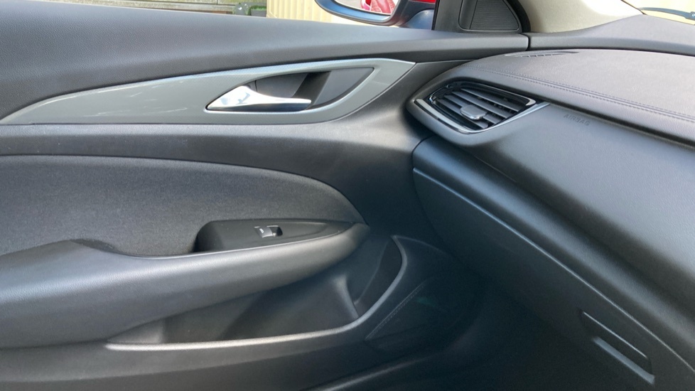 Vauxhall Insignia 1.5T Sri Nav Hatchback  #26