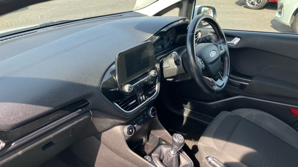 Ford Fiesta Titanium Black #9
