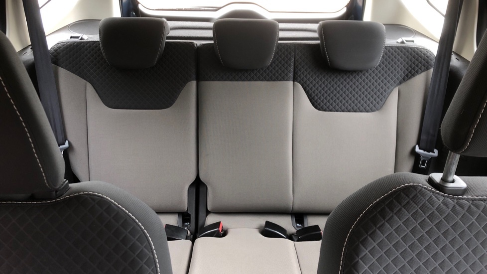 Ford Tourneo Courier Zetec Red #15