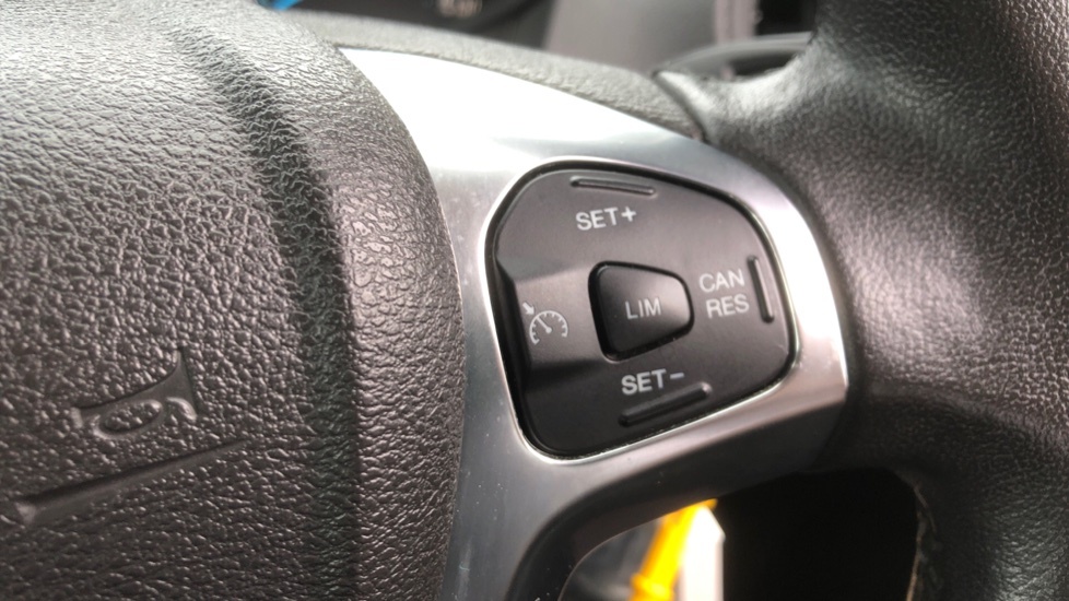 Ford Tourneo Courier Zetec Red #23