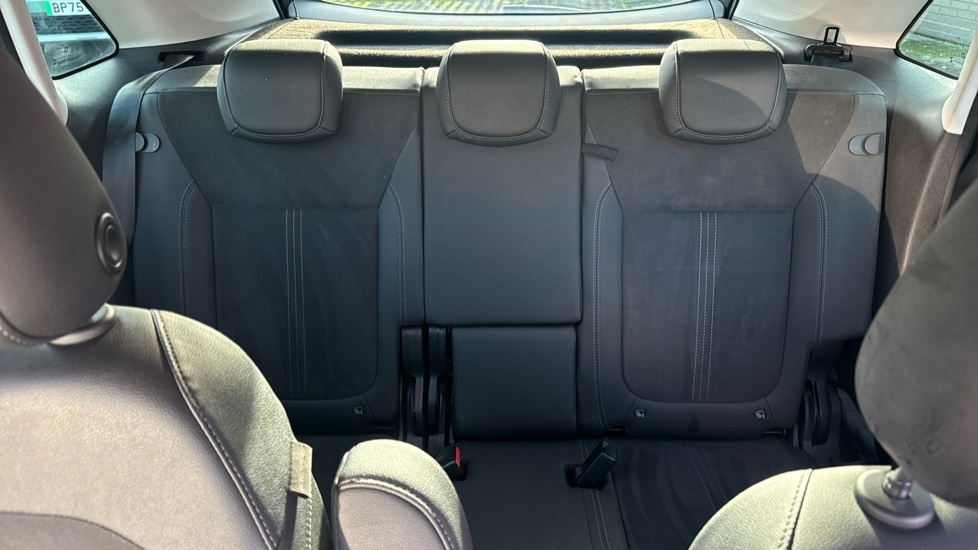 Vauxhall Crossland Suv #15