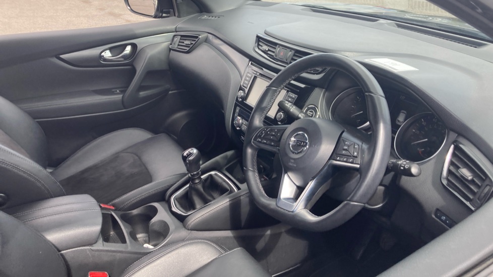 Nissan Qashqai Hatchback #11