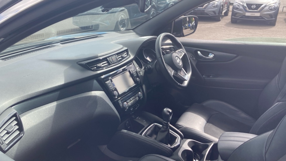 Nissan Qashqai Hatchback #9