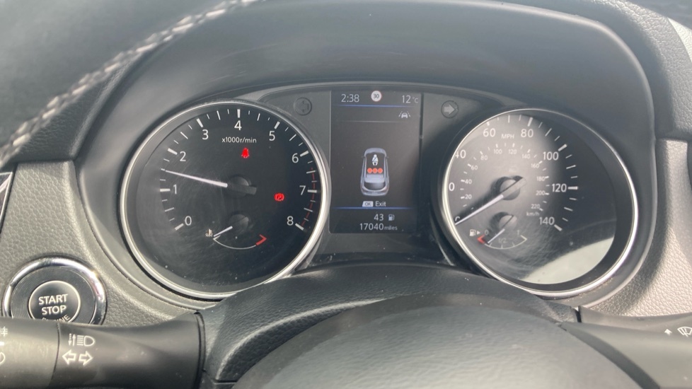 Nissan Qashqai Hatchback #18