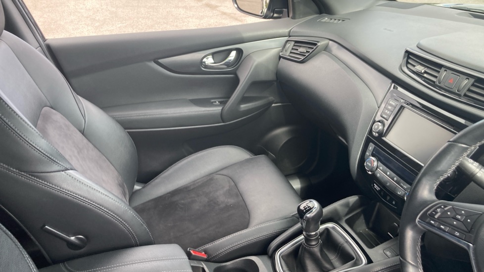 Nissan Qashqai Hatchback #14