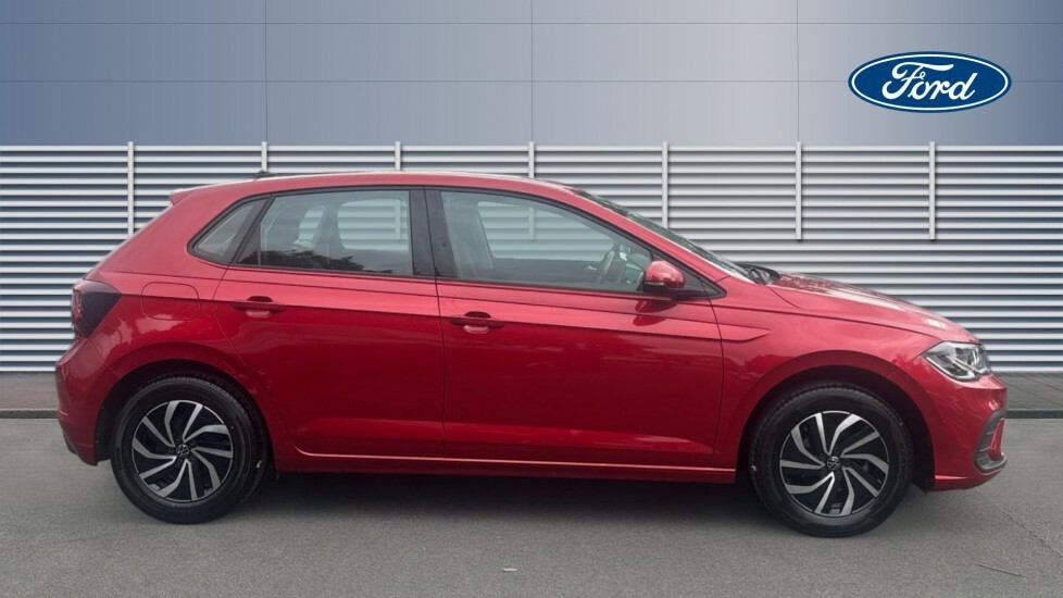 Volkswagen Polo Life Red #5