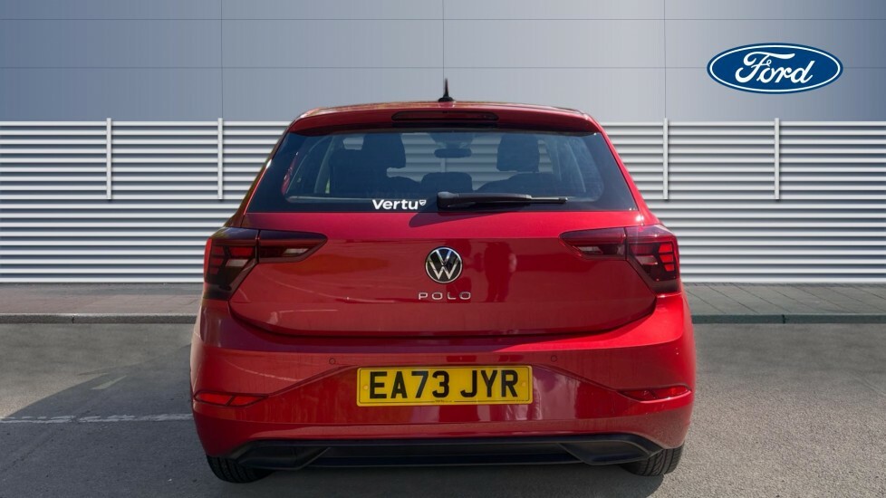 Volkswagen Polo Life Red #6