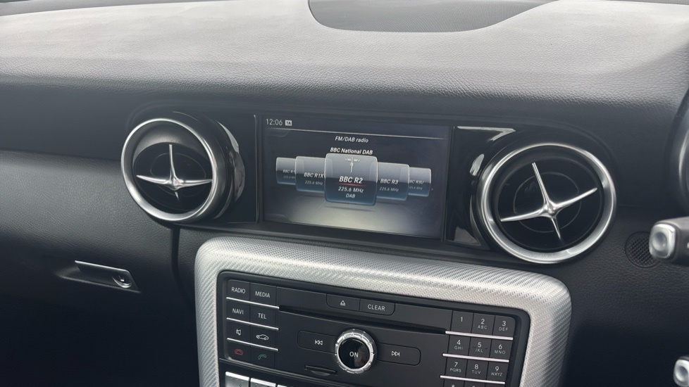 Mercedes-Benz SLC White #12