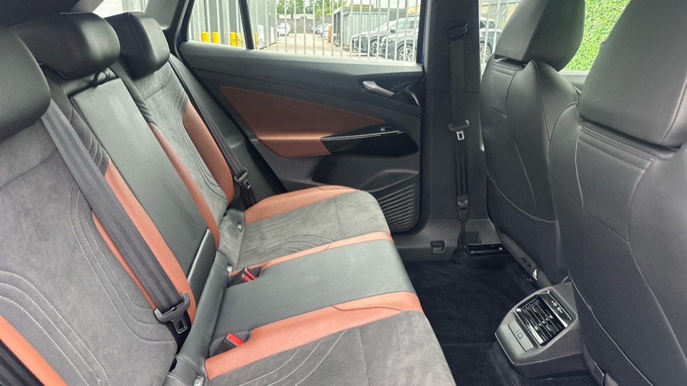 Volkswagen ID.4 52Kwh Style Grey #16