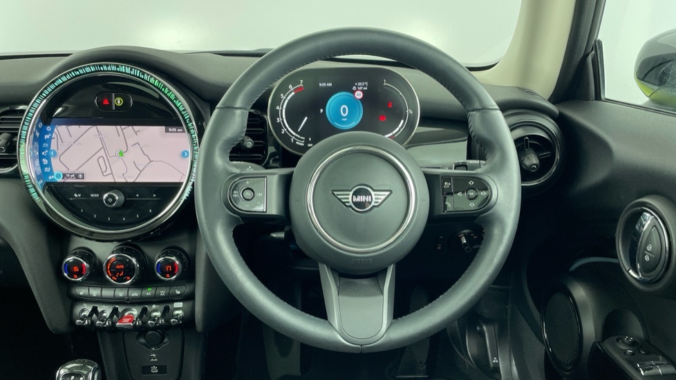 Mini Hatch 1.5L Cooper Exclusive Yellow #5