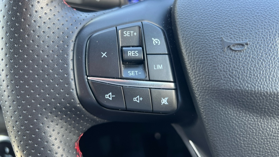 Ford Kuga 2.5 Phev St-line Cvt White #33