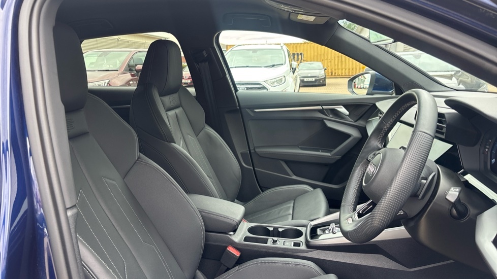 Audi A3 Black Edition 35 Tfsi 150 Ps S Tronic Black #11