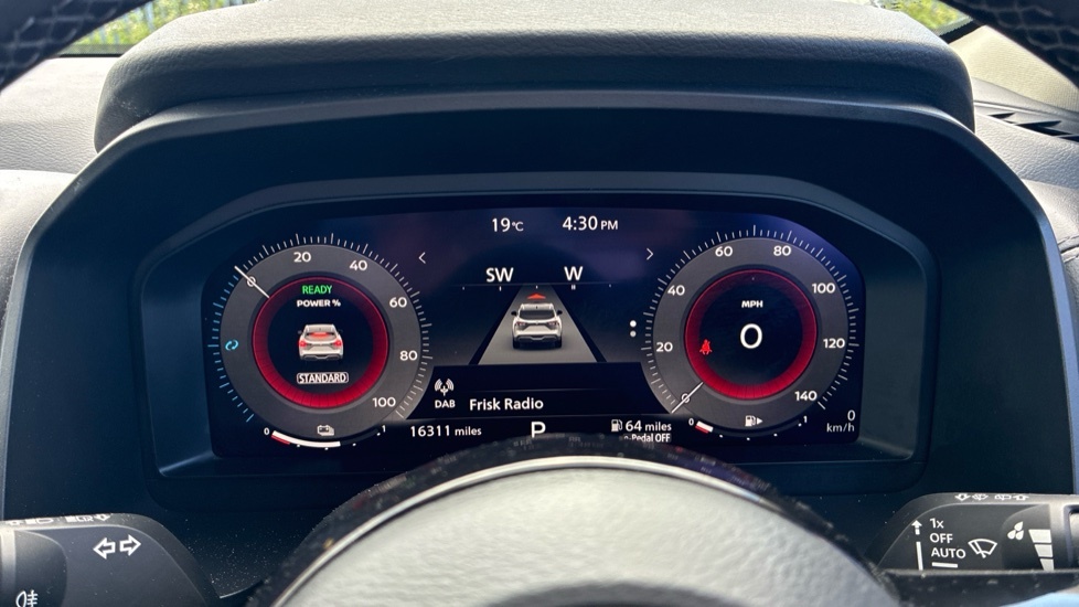 Nissan Qashqai E-power Tekna Red #18