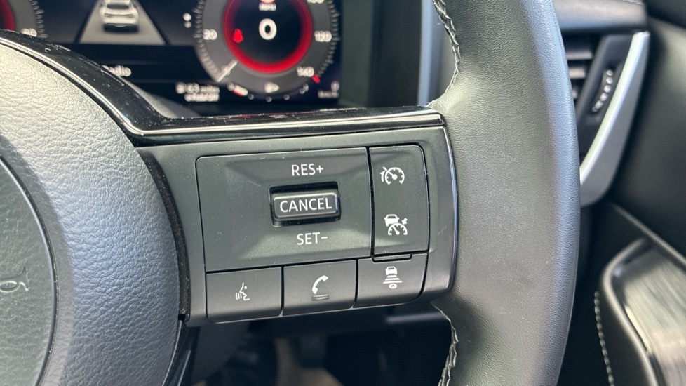 Nissan Qashqai E-power Tekna Red #20