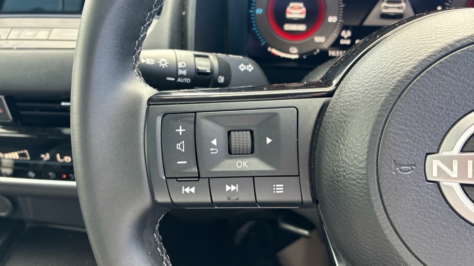 Nissan Qashqai E-power Tekna Red #19