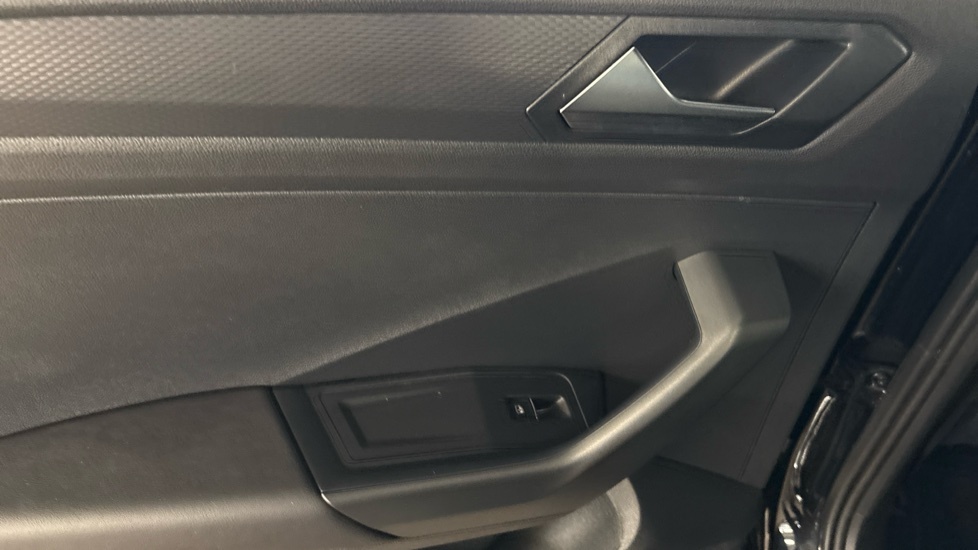 Volkswagen T-Roc R Black #56