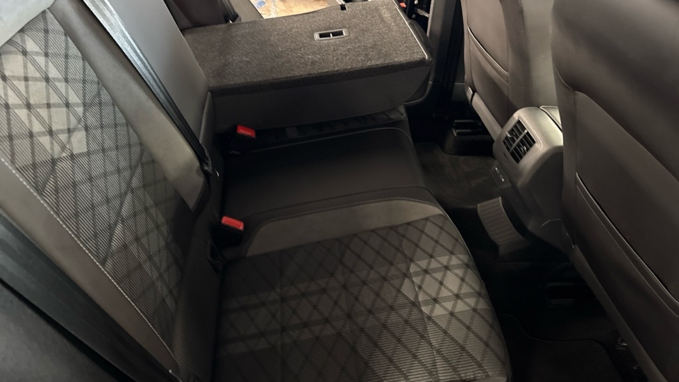 Volkswagen T-Roc R Black #62