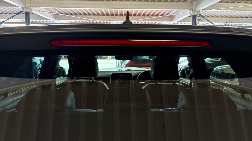 Volkswagen T-Roc R Black #51