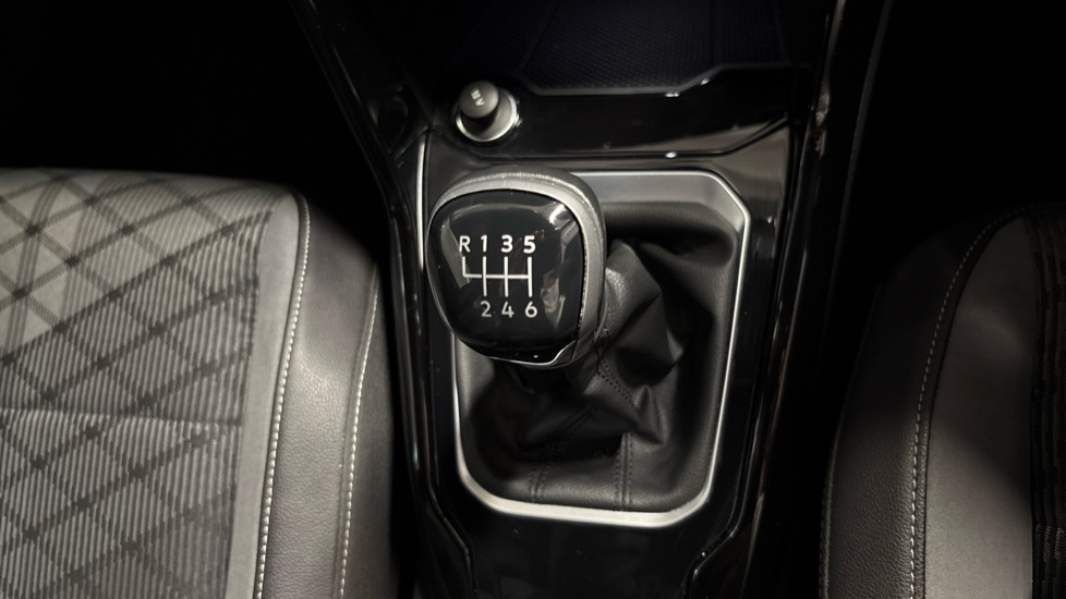Volkswagen T-Roc R Black #38