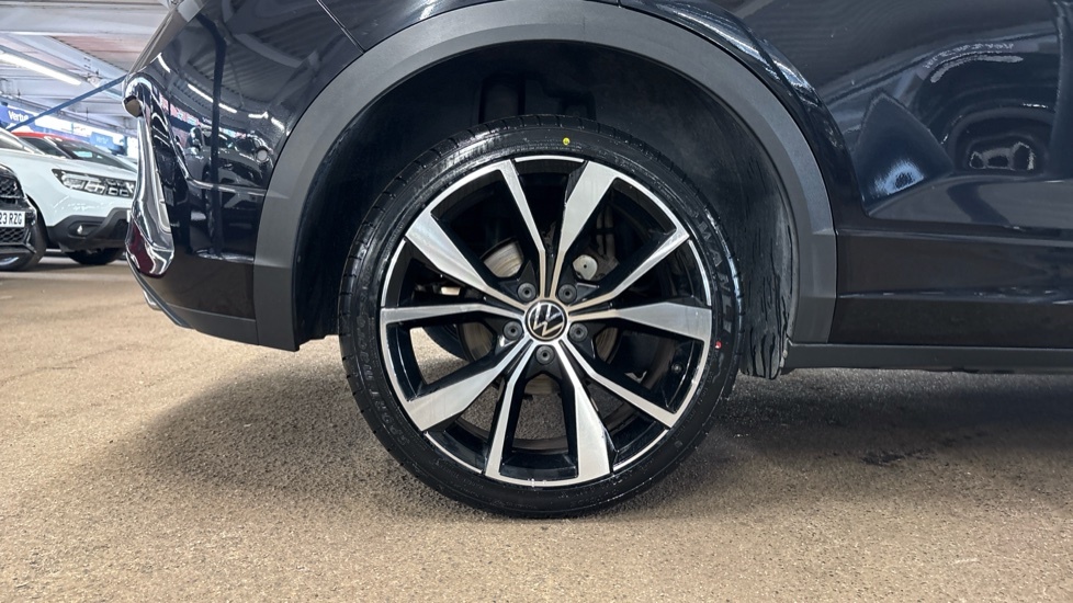 Volkswagen T-Roc R Black #7