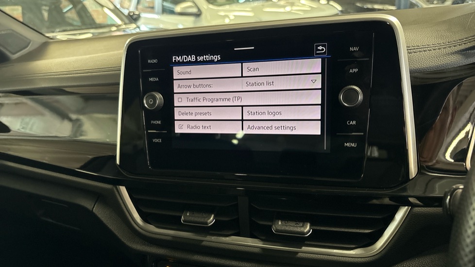 Volkswagen T-Roc R Black #35