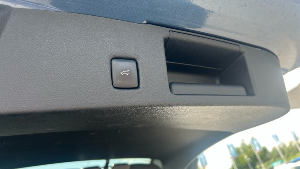 Ford Kuga 2L St-line X Edition Grey #40