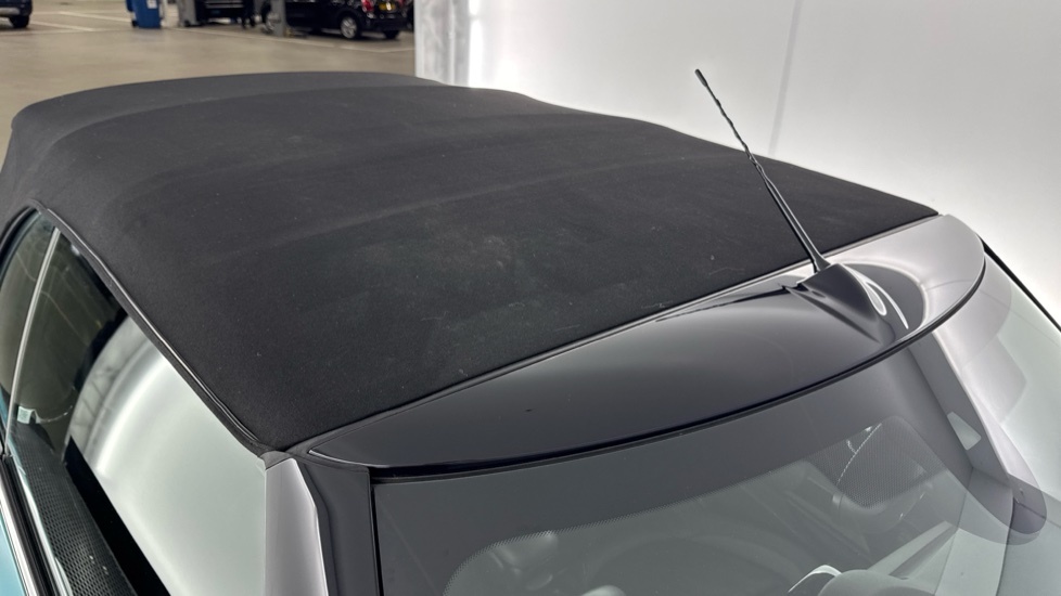 Mini Convertible 2.0 Cooper S Exclusive Steptronic Euro #21