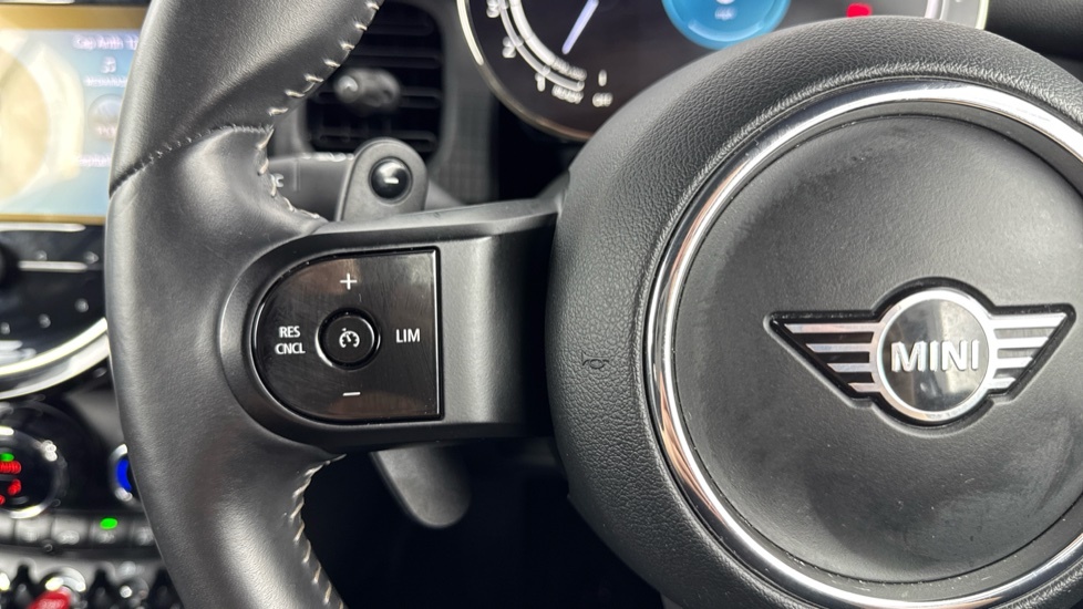 Mini Convertible 2.0 Cooper S Exclusive Steptronic Euro #17