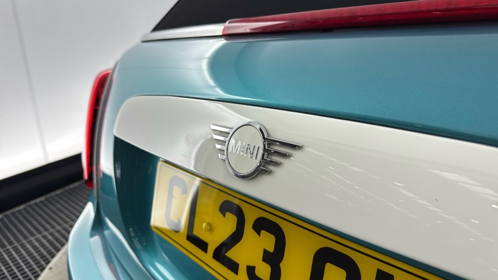 Mini Convertible 2.0 Cooper S Exclusive Steptronic Euro #24