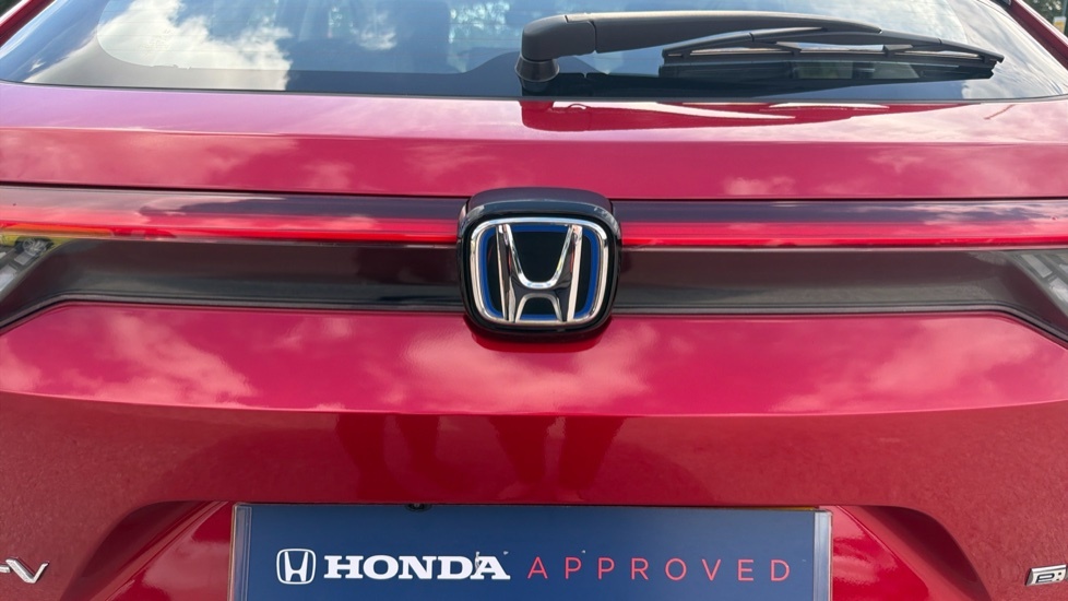 Honda Hr-V Advance Red #13
