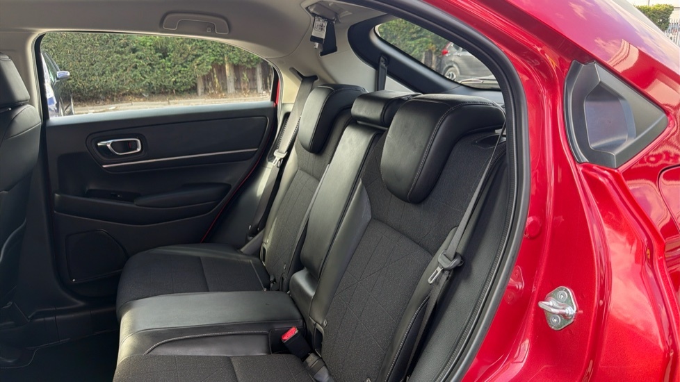 Honda Hr-V Advance Red #8