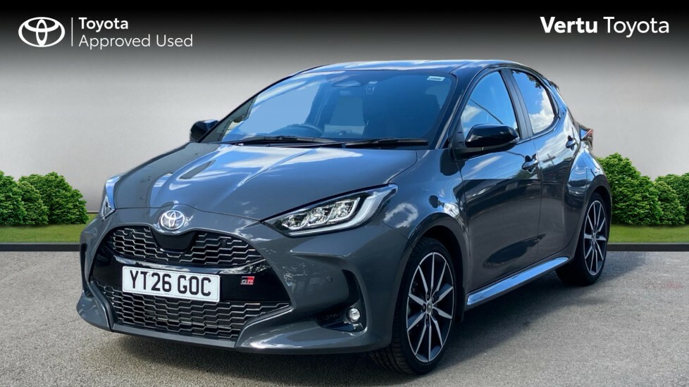 Toyota Yaris Gr Sport Grey #3