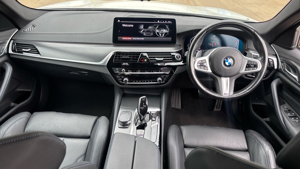 BMW 5 Series M Sport White #4