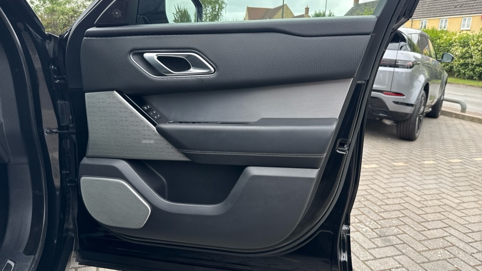 Land Rover Range Rover Velar R-dynamic Se Black #29