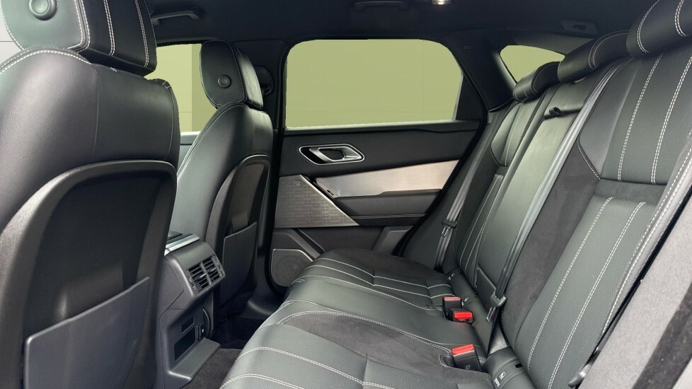 Land Rover Range Rover Velar R-dynamic Se Black #4