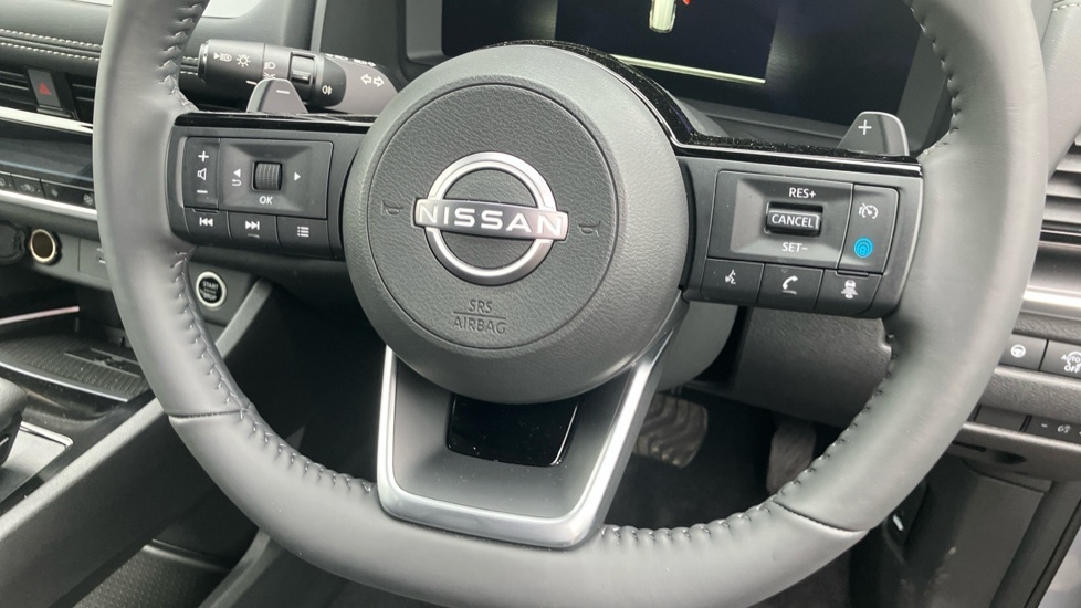 Nissan X-Trail Tekna Silver #42