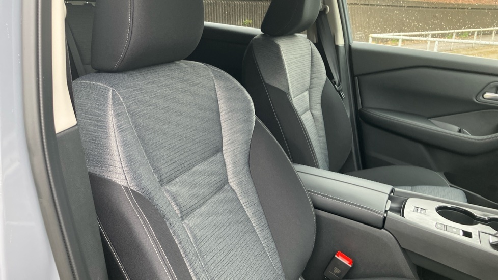 Nissan X-Trail Tekna Silver #26