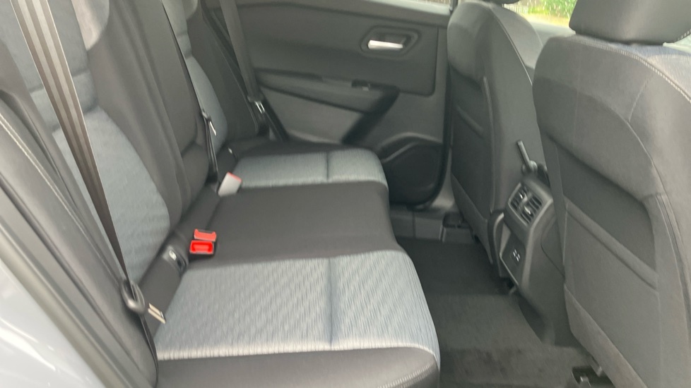 Nissan X-Trail Tekna Silver #16