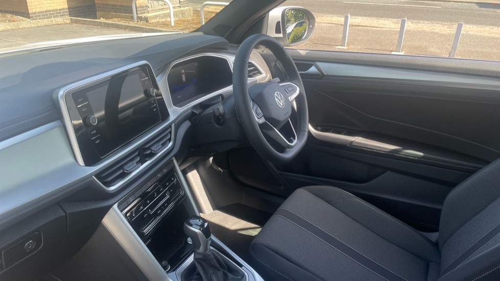 Volkswagen T-Roc Style White #2