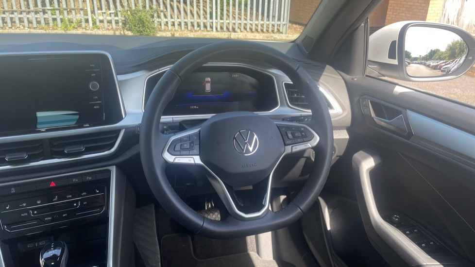 Volkswagen T-Roc 1.5 Tsi Match White #9