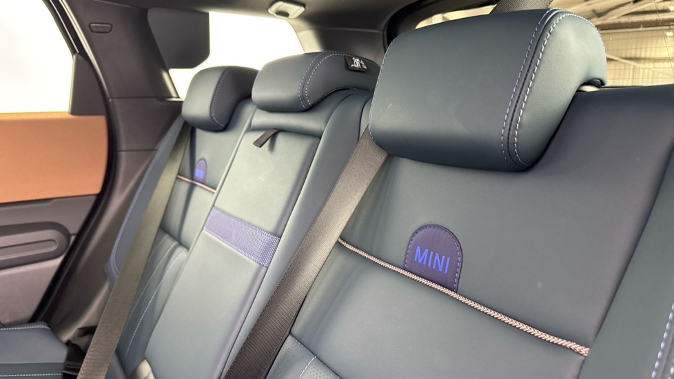 Mini Countryman E Exclusive Black #42