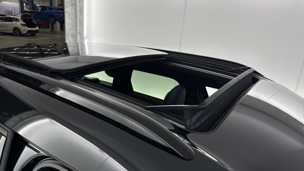 Mini Countryman E Exclusive Black #50