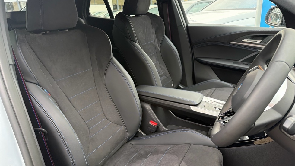 BMW iX2 150Kw Edrive20 M Sport 65Kwh Grey #11