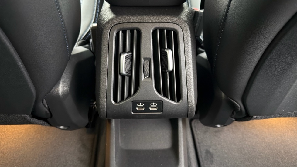 BMW iX2 150Kw Edrive20 M Sport 65Kwh Grey #45