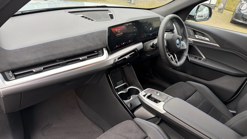 BMW iX2 150Kw Edrive20 M Sport 65Kwh Grey #7