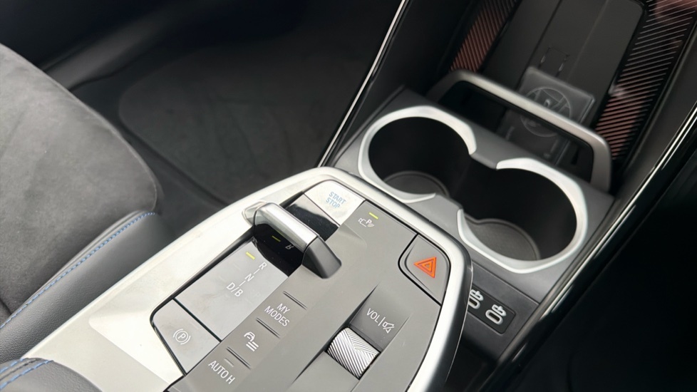 BMW iX2 150Kw Edrive20 M Sport 65Kwh Grey #10