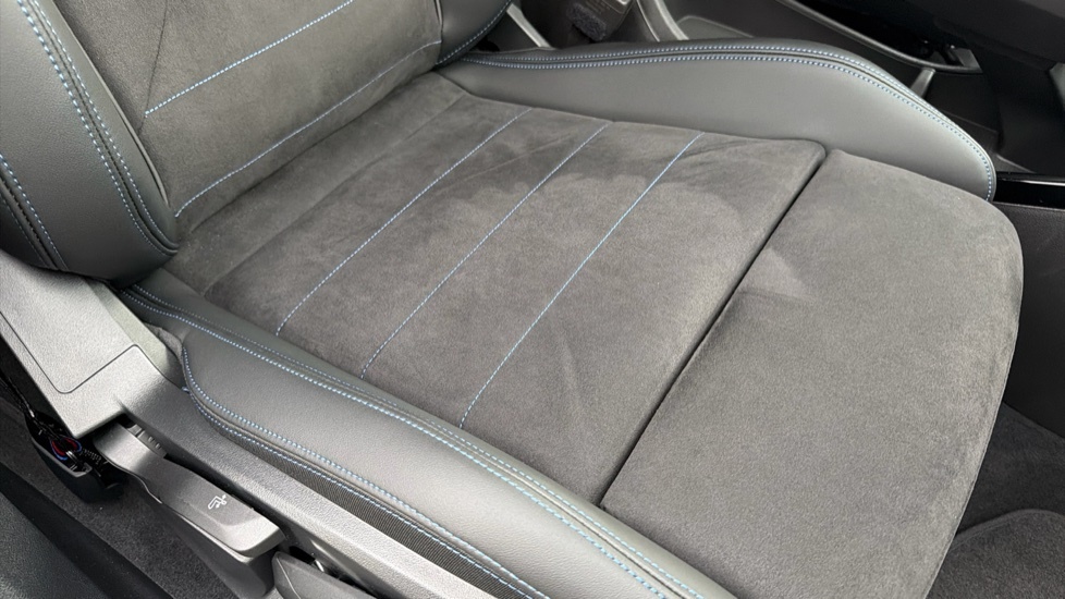 BMW iX2 150Kw Edrive20 M Sport 65Kwh Grey #49