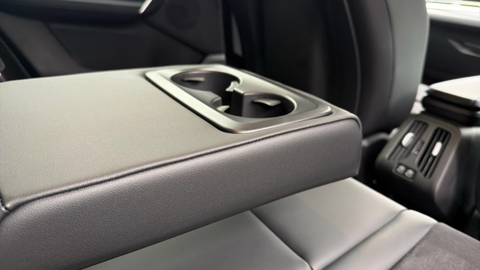BMW iX2 150Kw Edrive20 M Sport 65Kwh Grey #44